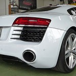 アウディ R8 V8 後期 iPE マフラー装着